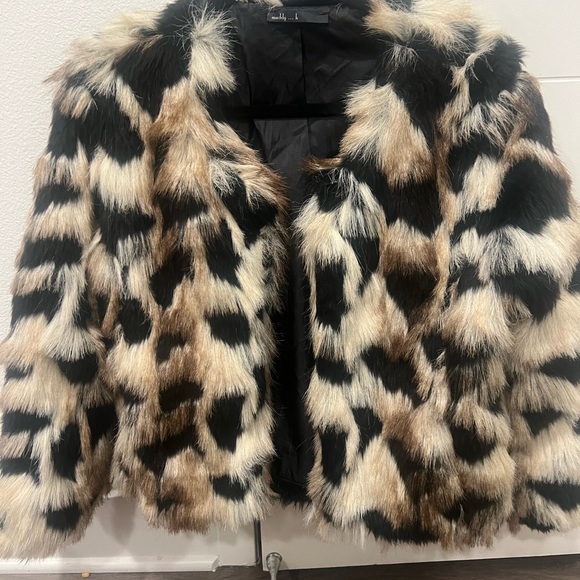 maddy…k Jackets & Blazers - Leopard/Animal Print Faux Fur Coat